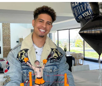 Austin McBroom 